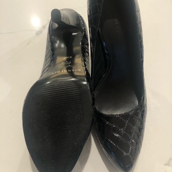 Gianni Bini  Heels - Picture 4 of 5